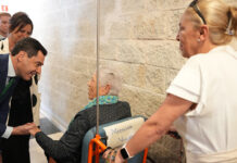 El presidente de la Junta ha inaugurado el nuevo PET-TC del Hospital Juan Ramón Jiménez de Huelva